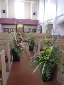 Urn arrangements